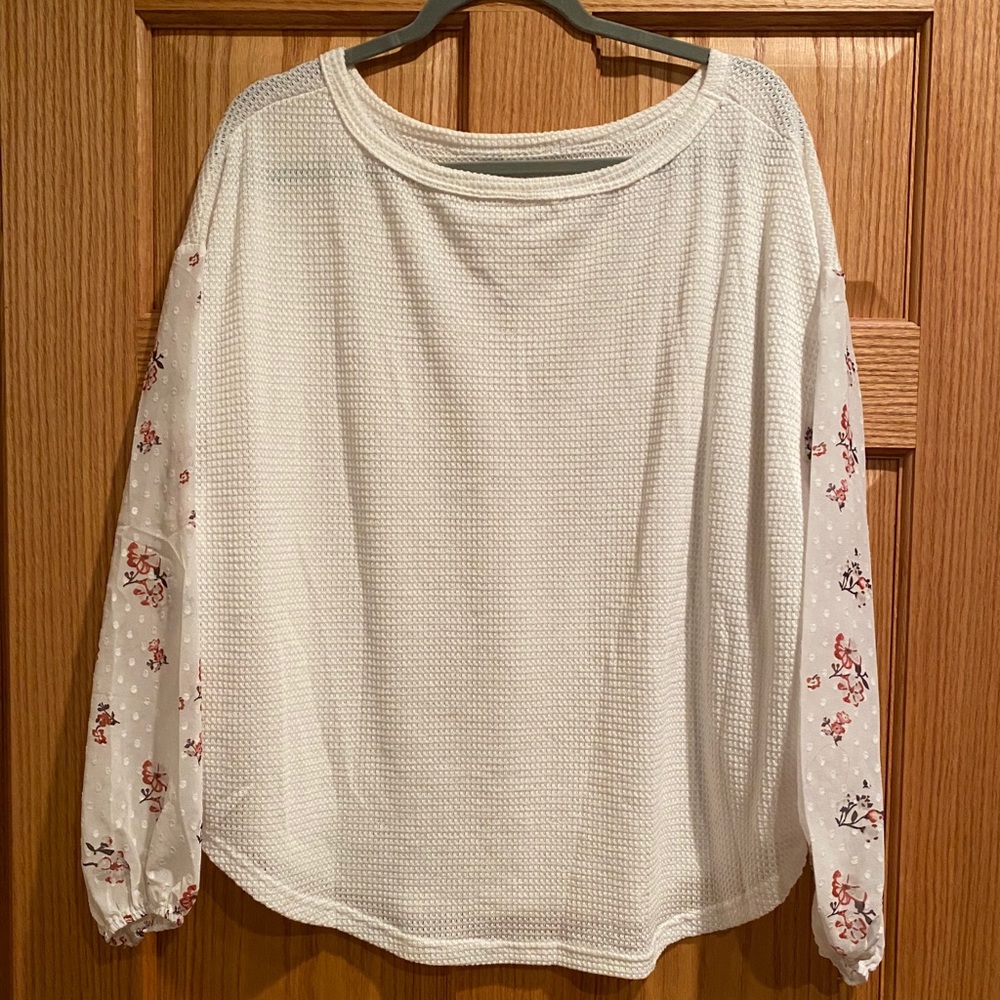 Women’s long sleeve blouse